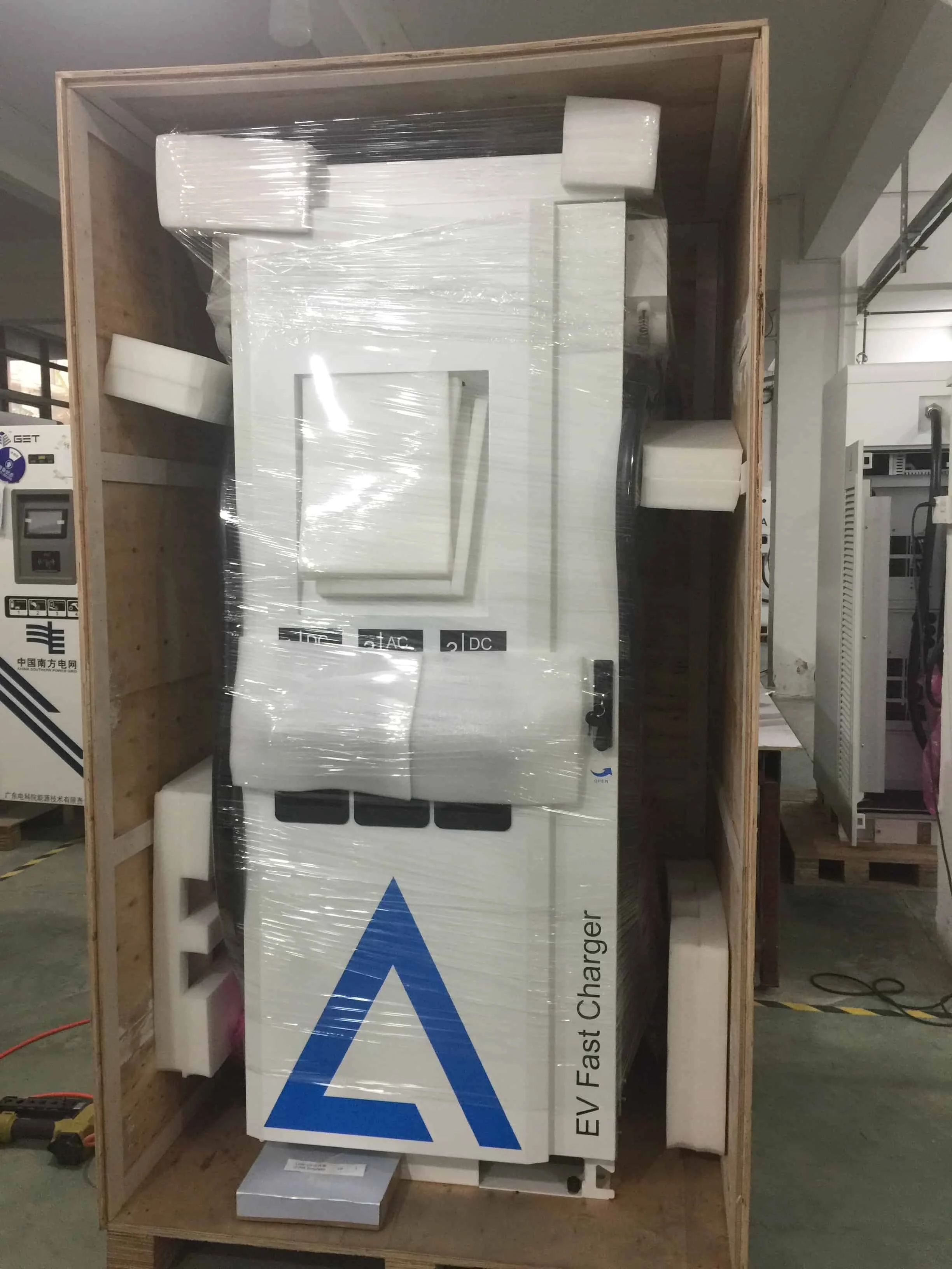 eFlex 60kW 400V 3-phase AC Input CCS and CHAdeMO EV DC Fast Charger with RFID and OCPP Connected Mobile Control