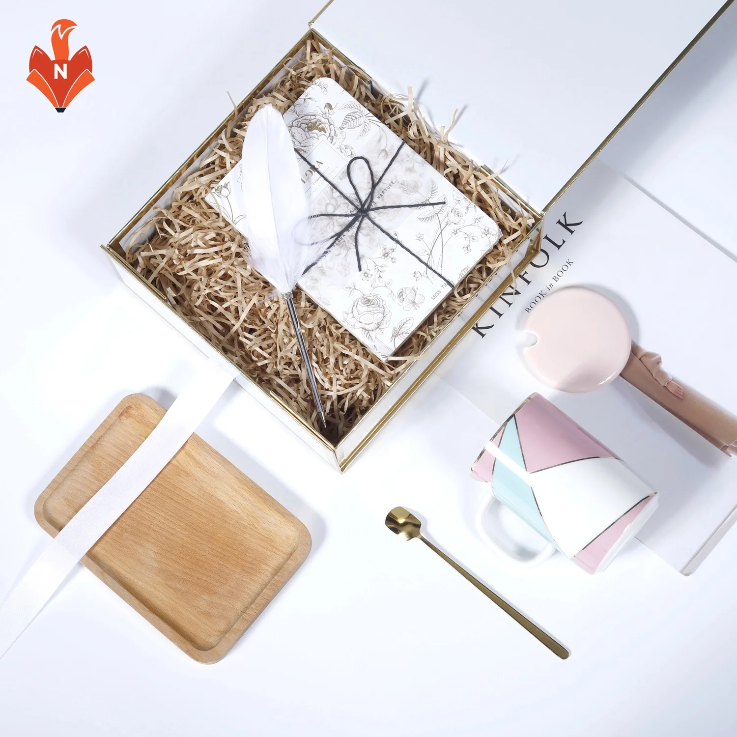 A028A mugs with lid and scoop feather pen notebook custom logo love luxury christmas xmas birthday gift set for teenage girls