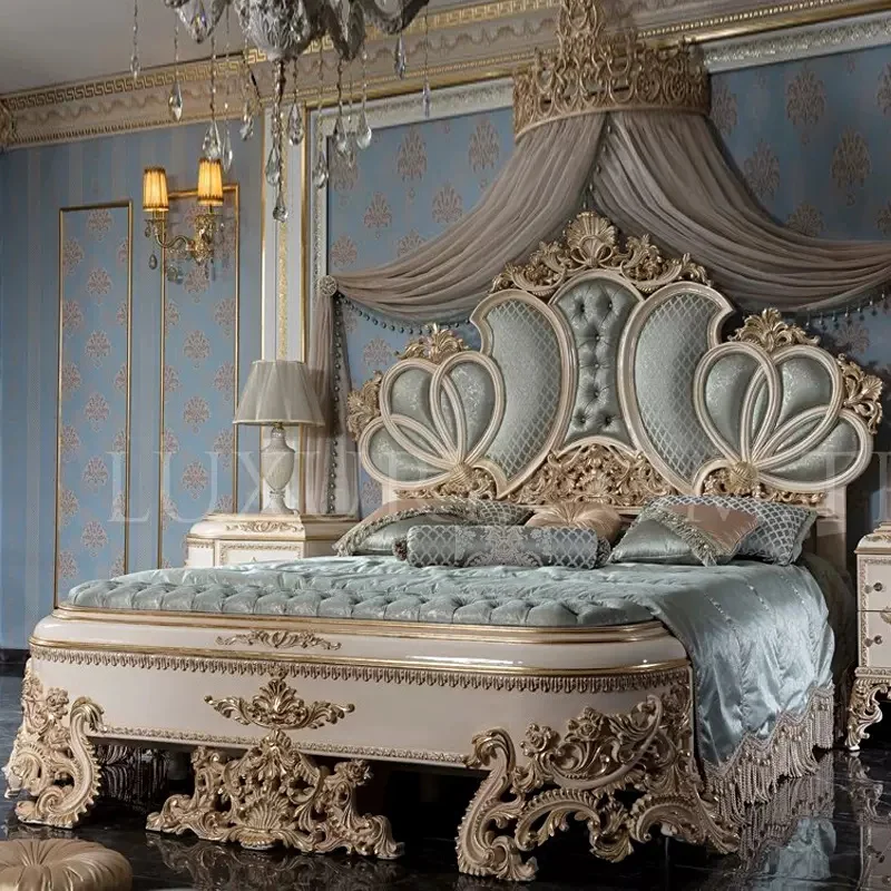 Classical design factory customized king size solid wooden beds luxury bed