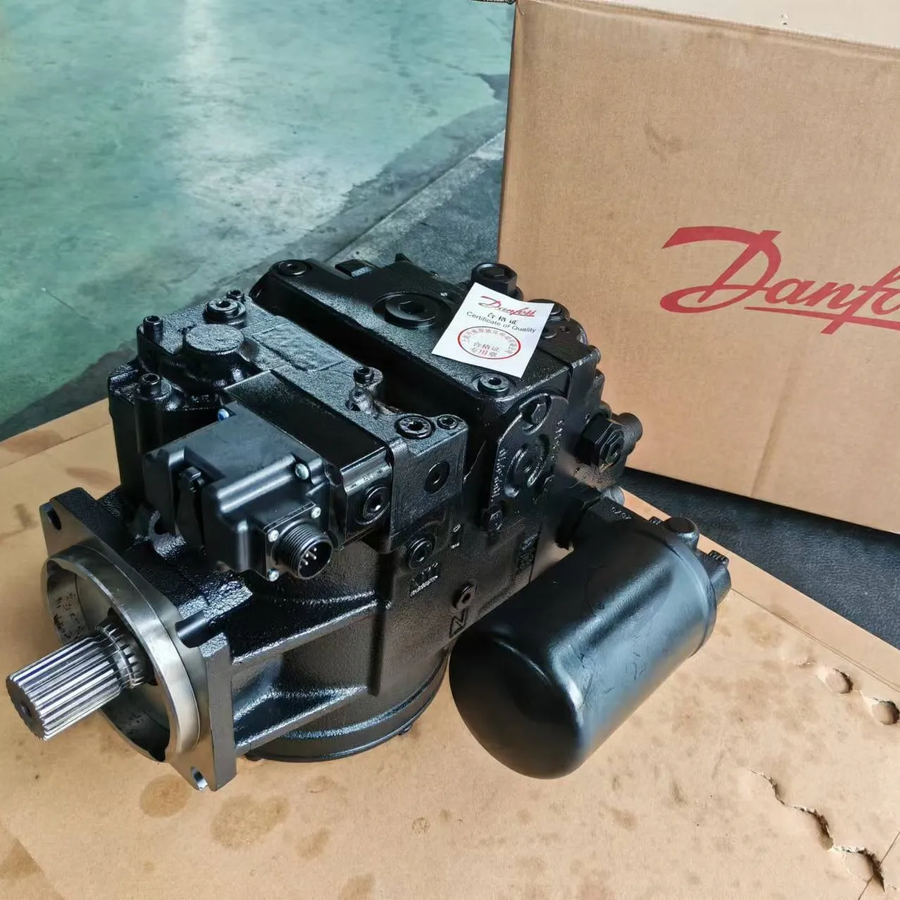 90L100KA5BB80P3C7E02GBA424224 гидравлический насос от Danfoss в наличии