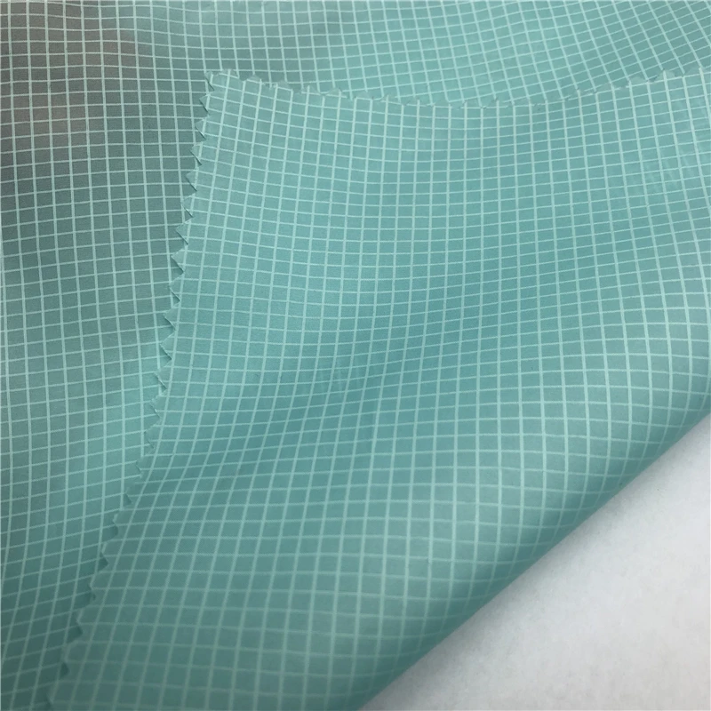 High quality 400T  0.25*0.28cm ripstop water resistant taffeta fabric for skin coat and light jacket