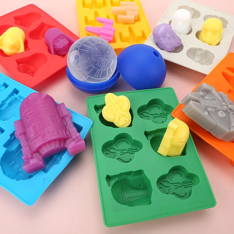FantasyBear Star War Shaped Mold,Set of 8 Silicone Flexible Molds for Star Wars Birthday Cake Decoration Candy Molds Chocolate M