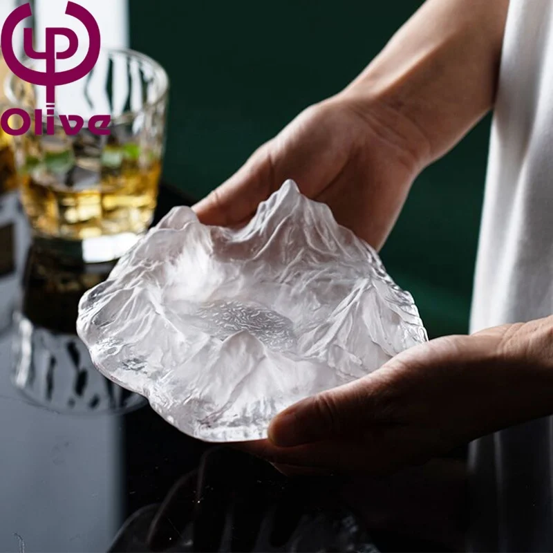 Smart Japanese light luxury tabletop decoration ornaments crystal glass cigar iceberg ashtray