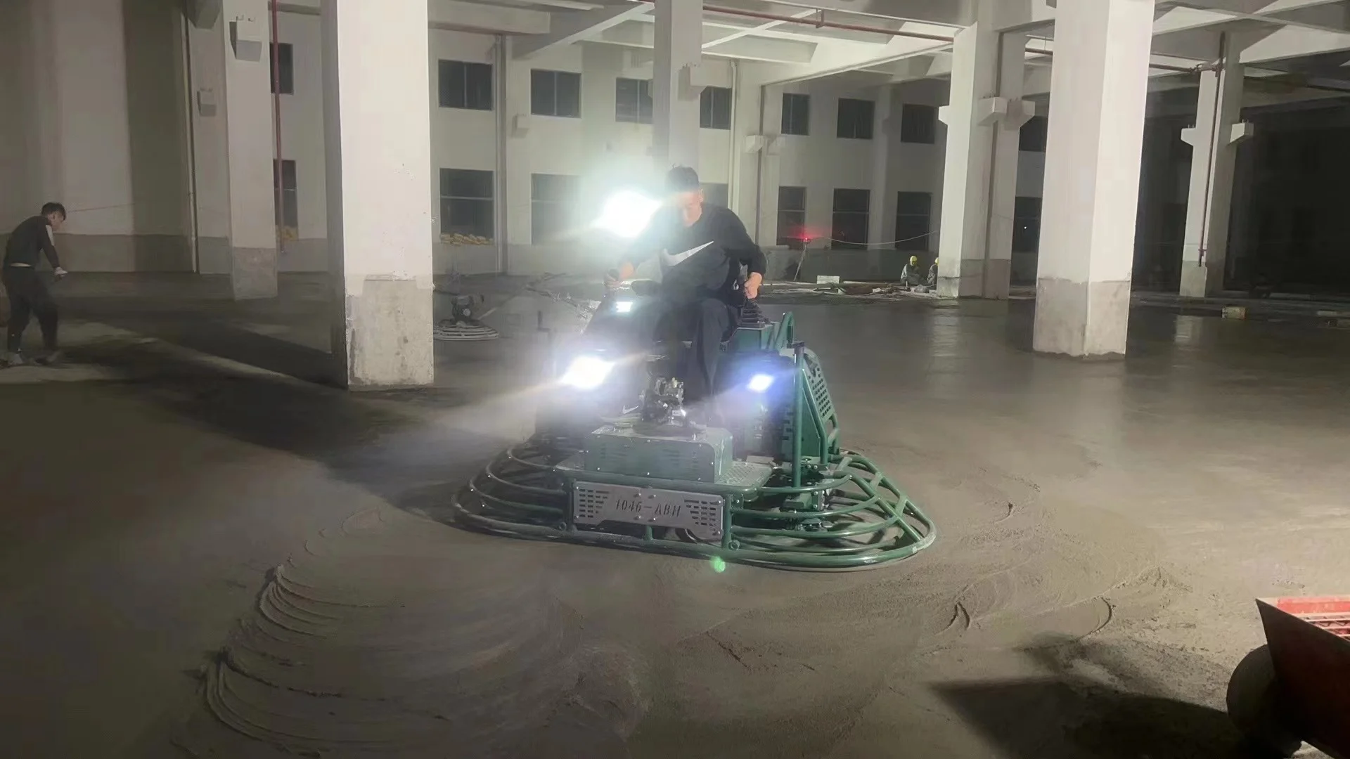 EPA Gasoline 36inch Concrete Finishing Machine Concrete Helicopter Ride on Power Trowel (SPT-836A)