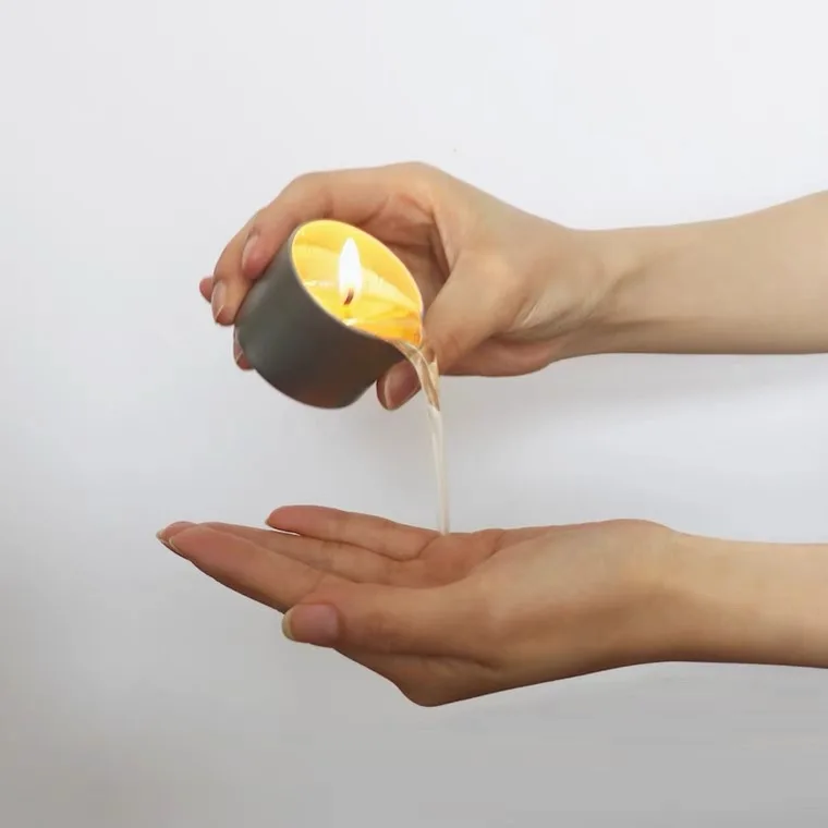 Portable DIY Soy Wax Storage Container Empty Small Candle Tin with Spout