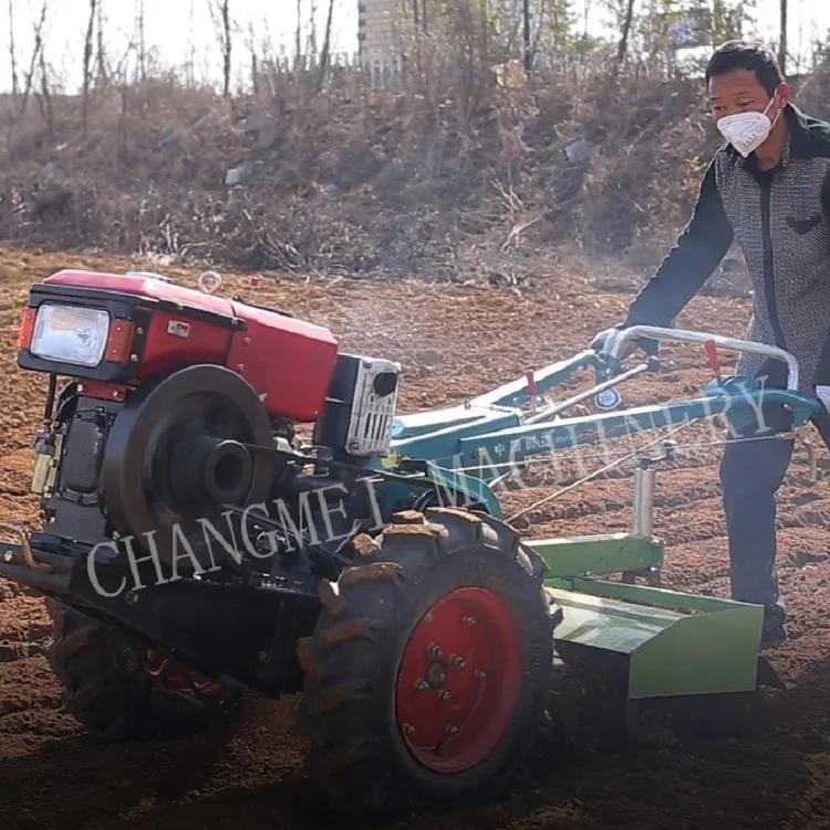 Сельскохозяйственный трактор мощностью 12 л.с. 13