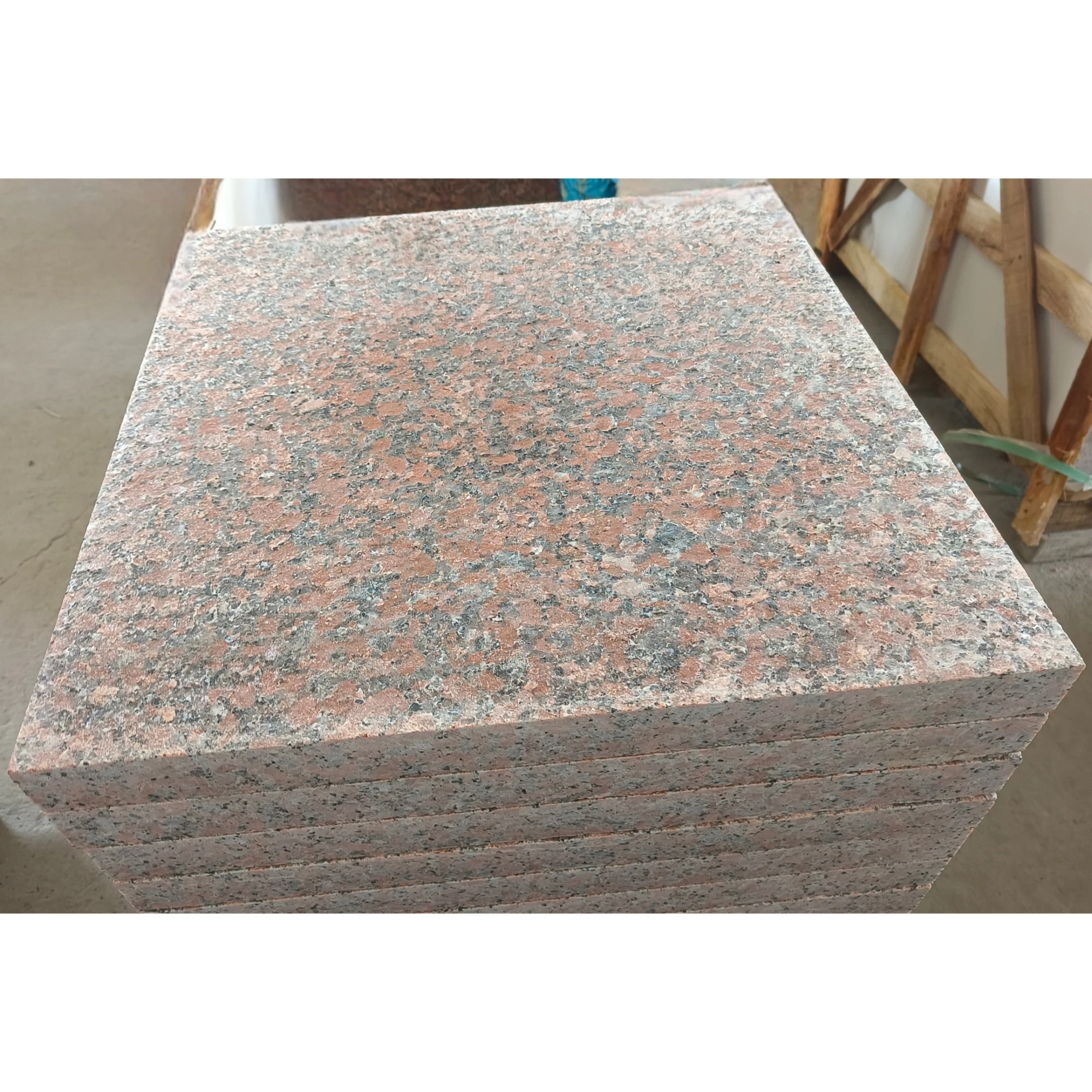 Wholesale G562 Maple Red Granite Tiles