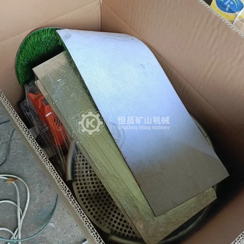 Africa Popular Sale High Recovery Disc Vibrating Bowl Separator Higherbanker Gold Mining Sluice Box Small Gold Panning Machine