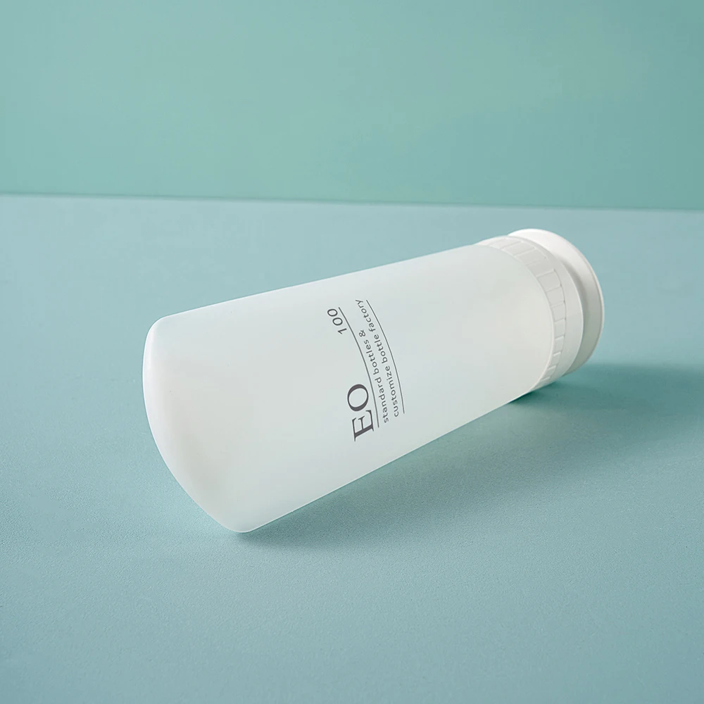 skincare tube packaging eco friendly 50ml 120ml 150ml soft touch plastic bottle reusable empty bottles for oil 100ml