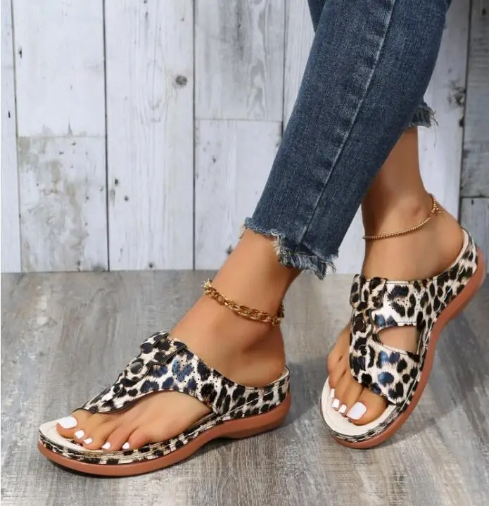 Ladies Clip Toe Wedge Slippers Women Summer Beach Platform Flip Flops Woman Plus Size Lightweight Non Slip Casual Sandals