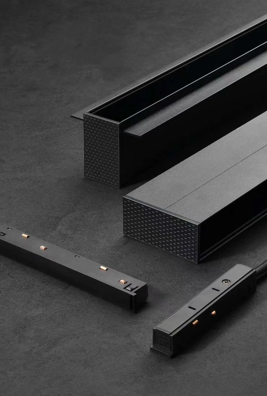 Modern Design  Magnetic Track Rail Surface mounted  /Suspending rai 1.5mm 1m/2m/3m For Home/Office Linear Track Light System