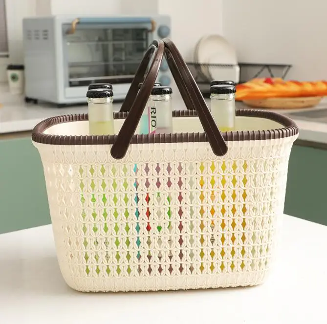 2024 new design  wholesale plastic  picnic camping basket