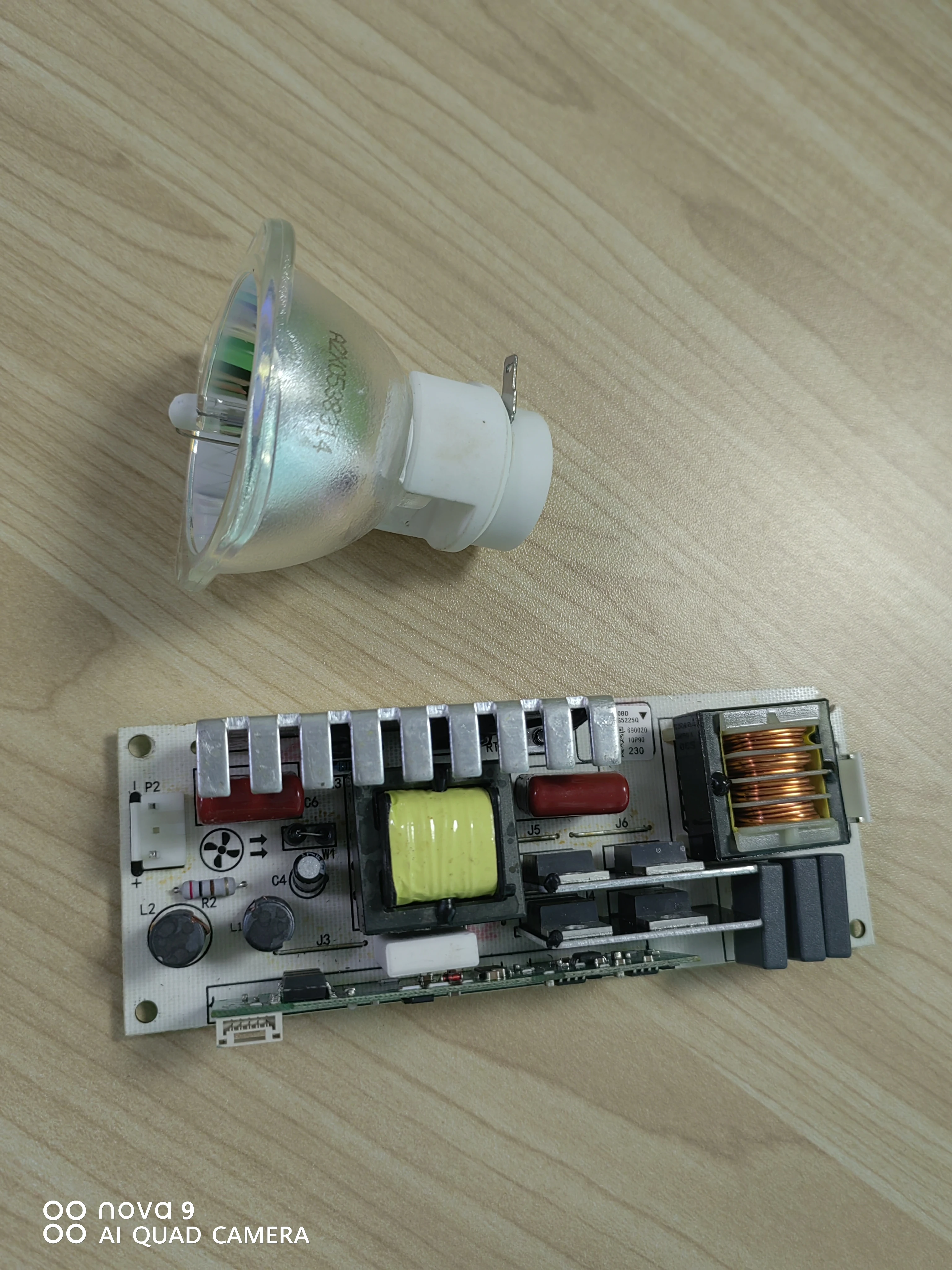 High Quality 7R 230w Sharpy Beam/Moving Head Spot Light 7R MSD Platinum Stage Light Stage Lamp Bulb