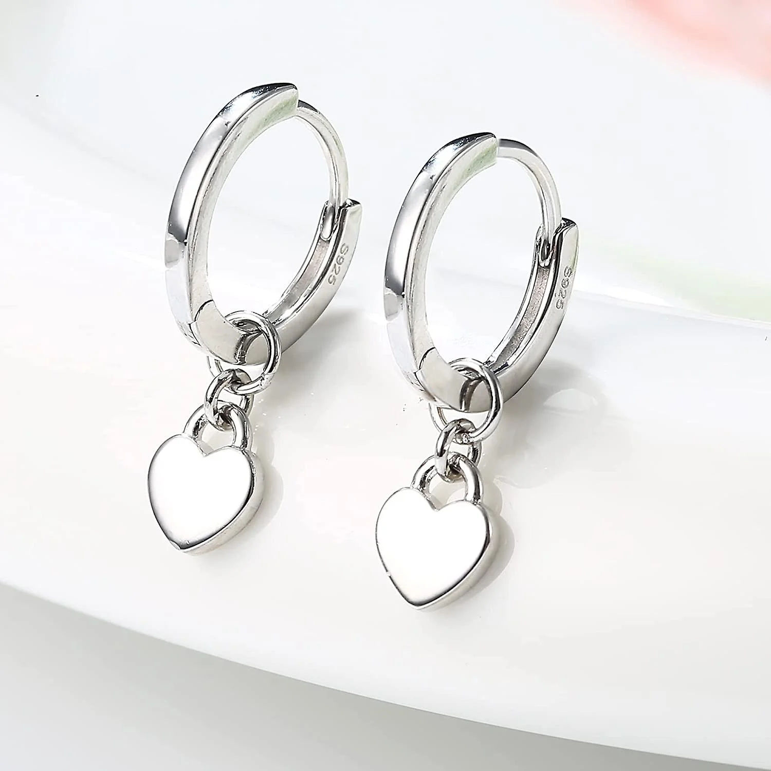 Custom Women Fashion 18K Gold Chunky Charm Earring Set Designer Korean Drop Star Pearl Flower Heart Stud Hoop Huggie Earrings