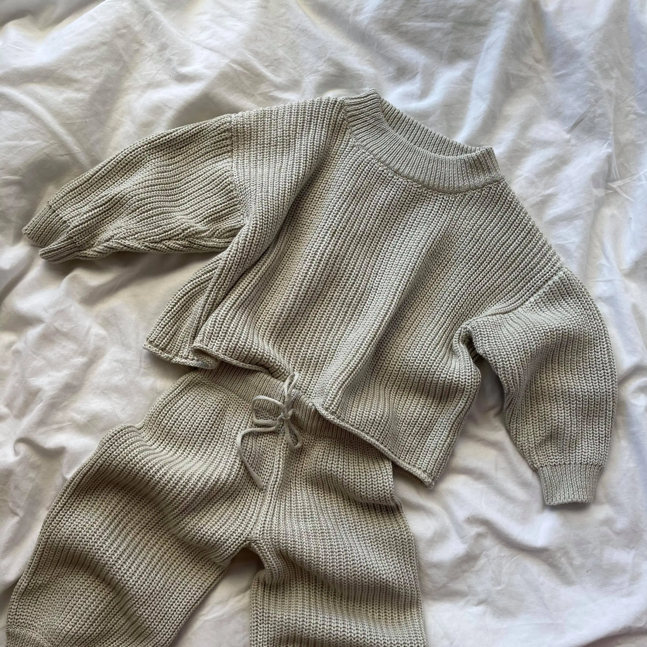 CHEER Newborn Baby Custom100% Cotton Soft Knitted Kids Sweaters Plain  Infant Baby O-neck knit sweaters set