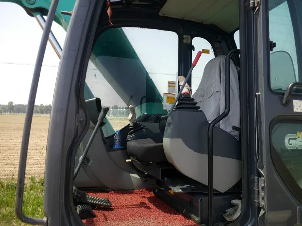 Cheap used Kobelco excavator SK75 for 7ton hot sales product