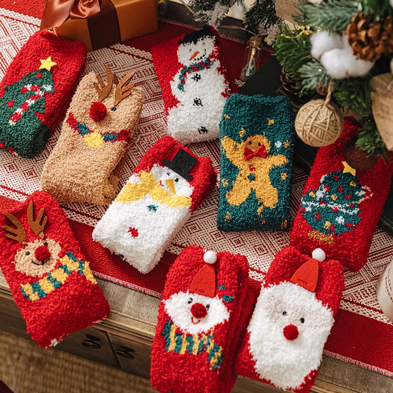 High Quality Christmas Socks Fluffy Fuzzy Coral Fleece Women Indoor Santa Claus Christmas Tree Deer Cute Cartoon Holiday Socks