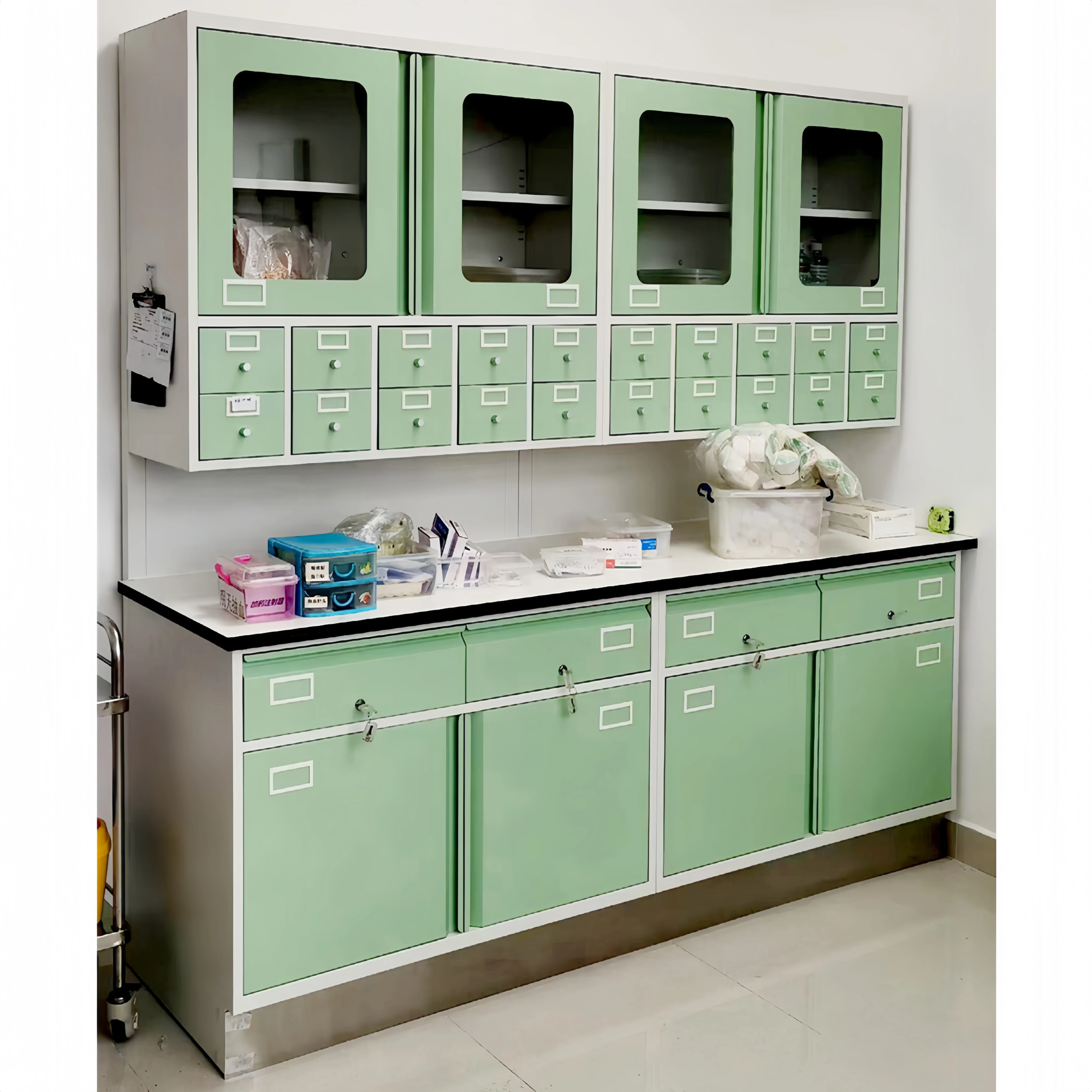 Medical chemical laboratory furniture with wall mounted storage cabinet lab bench