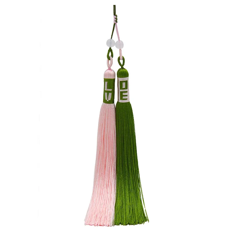 
Love handmade tassel tassel keychain Fast delivery can be customized to any length 