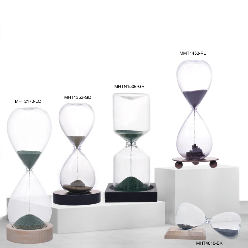 Hot selling new style promotion gifts for holidays and all festivals funny wooden base magnetic sand clock