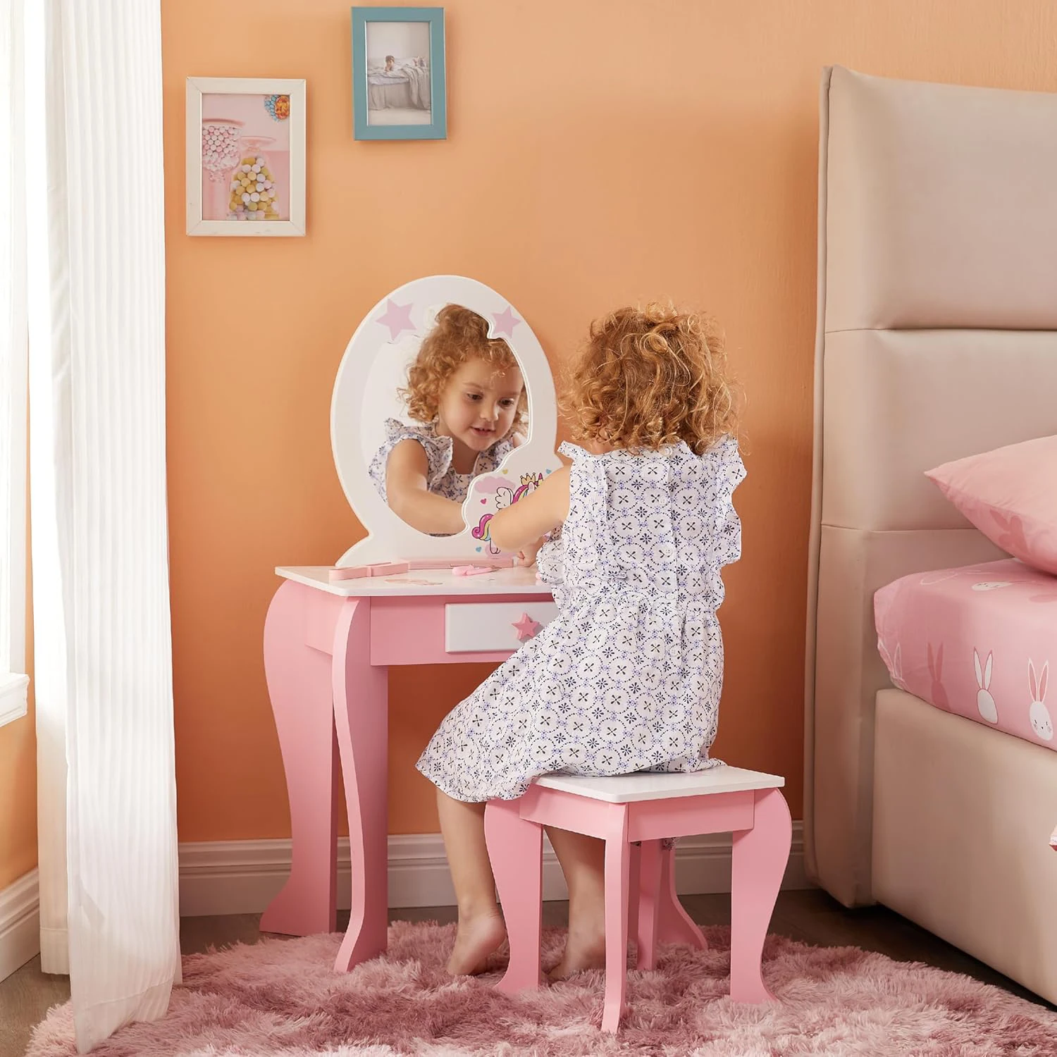 Manufacturers Customize High-Quality Princess Girl Mirror Dressing Table and Chair Ladies Makeup Fashion Dressing Table