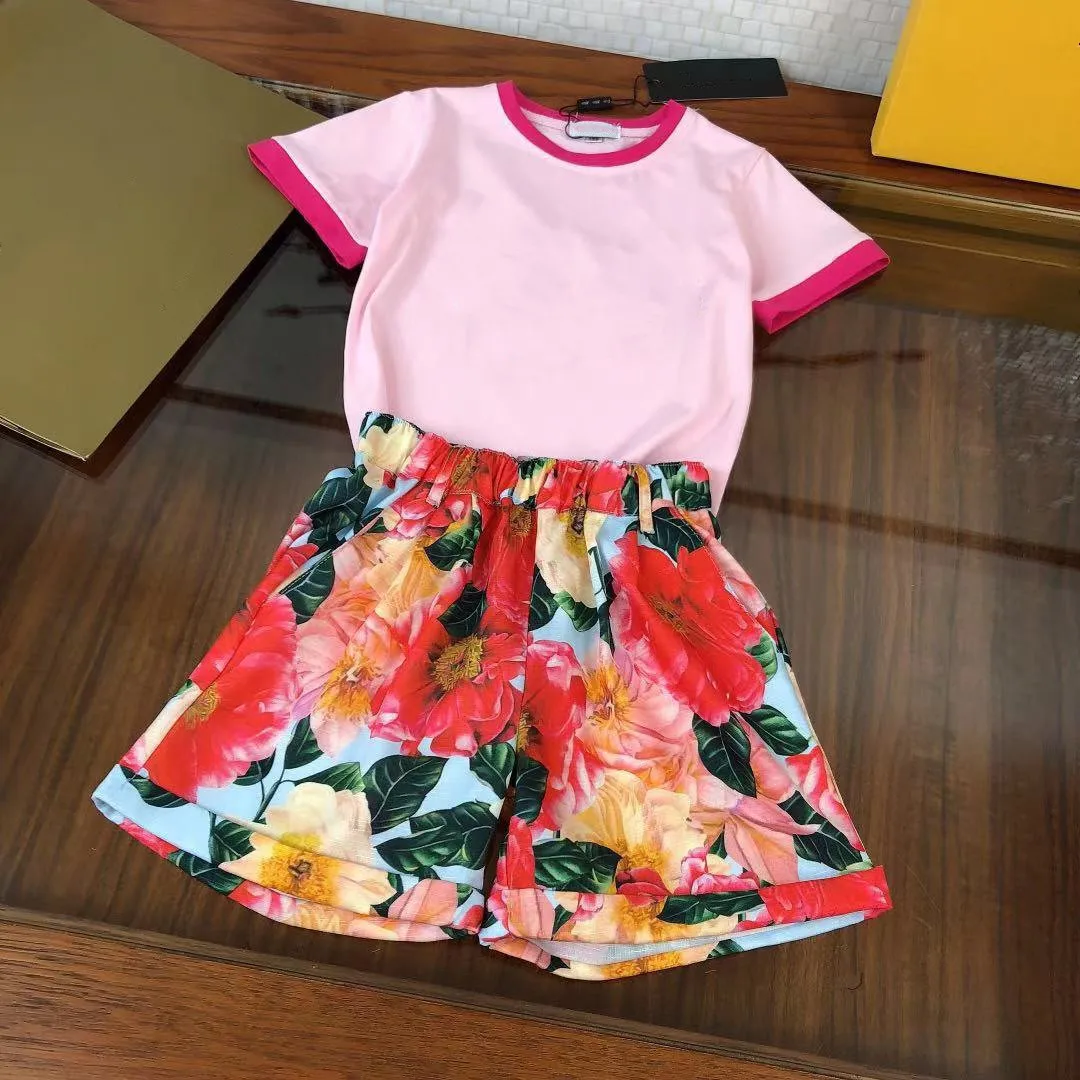 
Summer new products official website the same girls two culottes (T-shirt + shorts) ~YB fabric one than one to create 