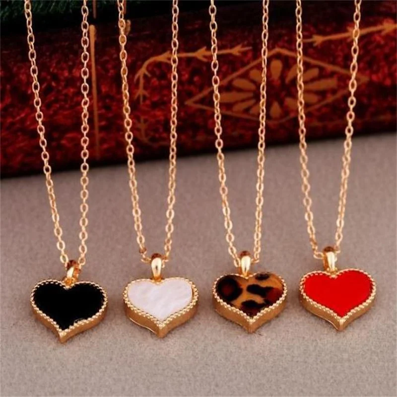 Korean version European and American gossip girl Serena star with love heart necklace collarbone chain necklace