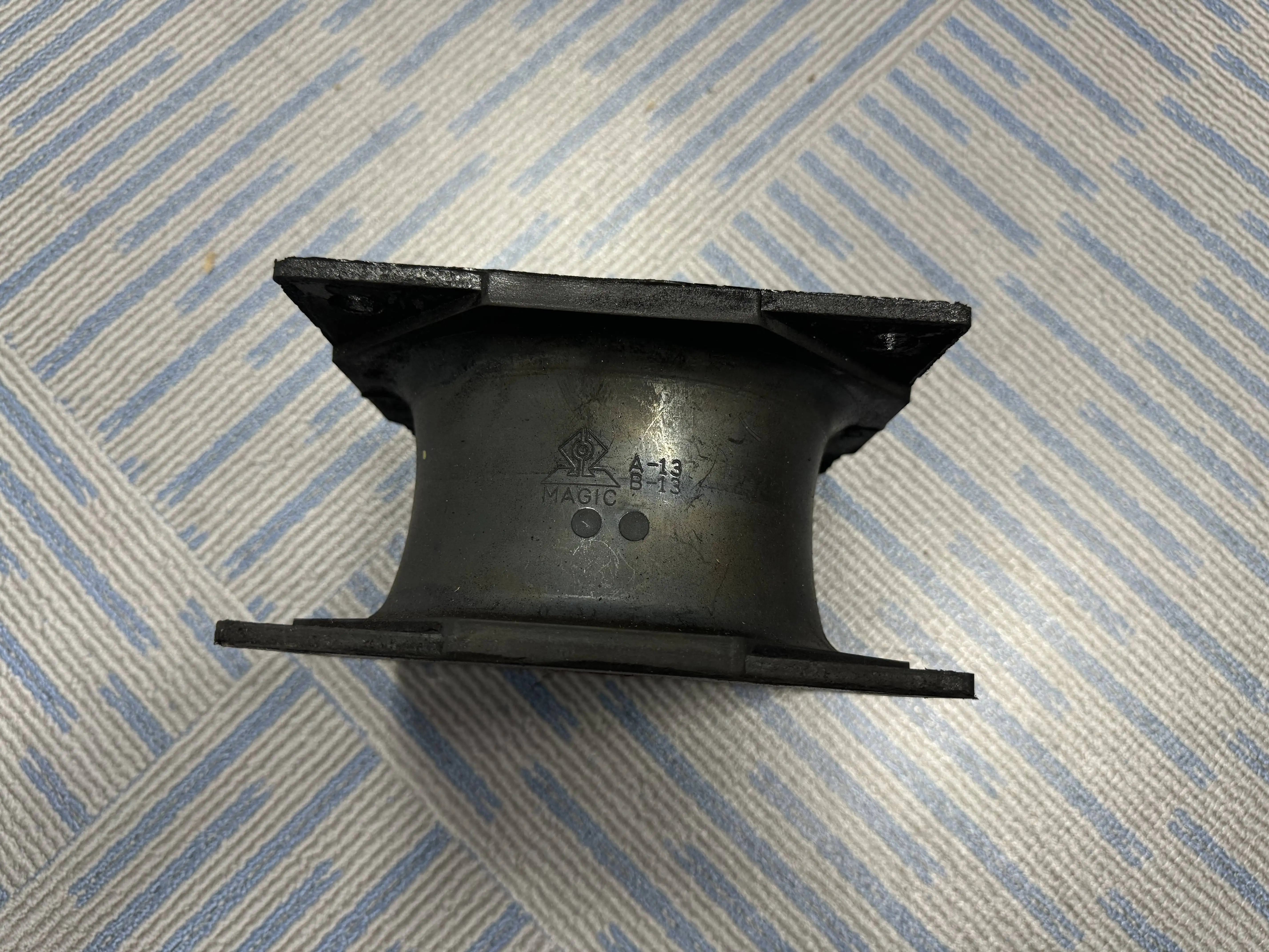 A13 Hydraulic Rubber Shock Absorber for excavator road construction machinery