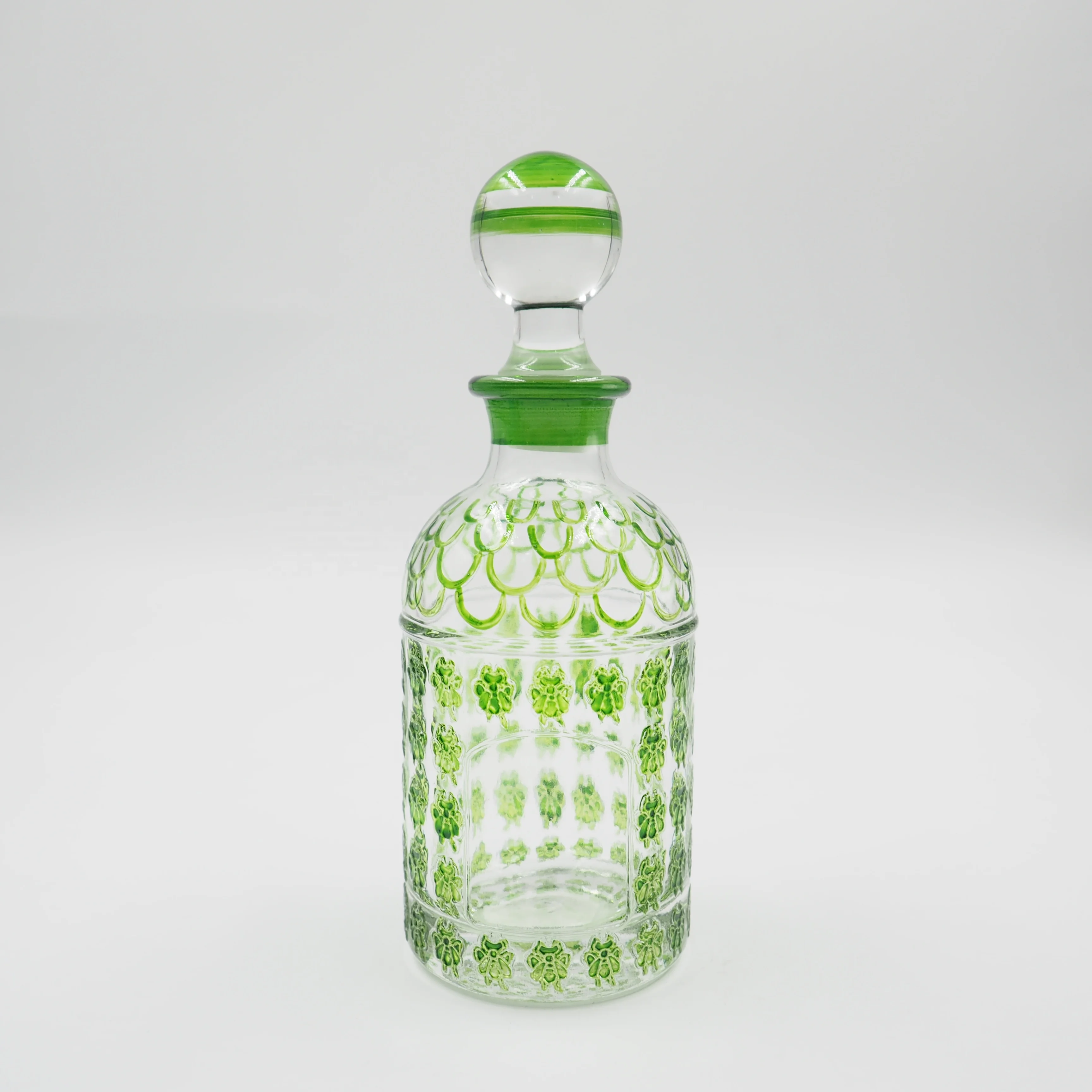 Polished 150ML Hand Painting Display Bee Customized Logo attar bottle Glass Bottle Decanter