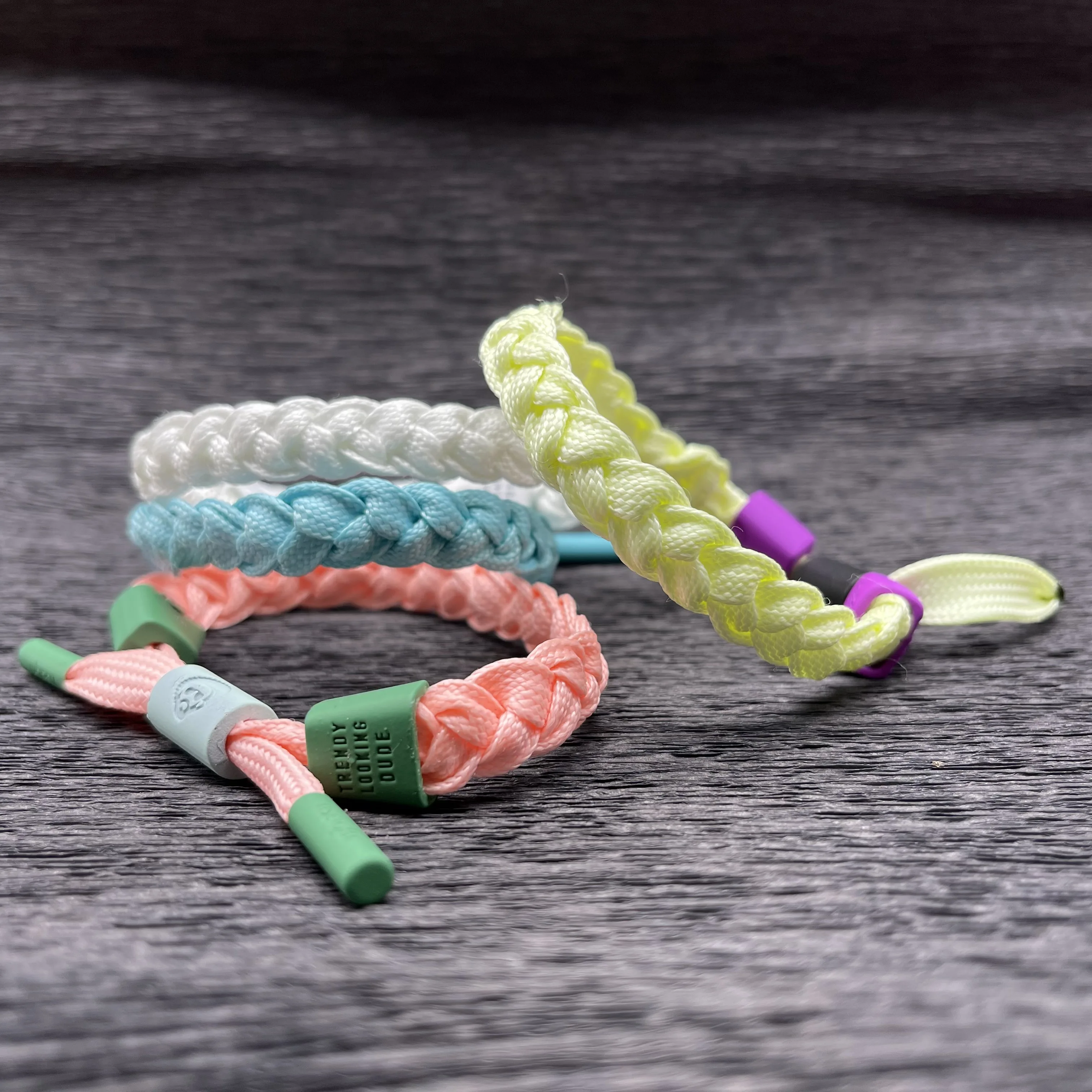 Wholesale Unisex Charms Handmade Fashion Multicolor Luminous Woven  Bracelet  For Women