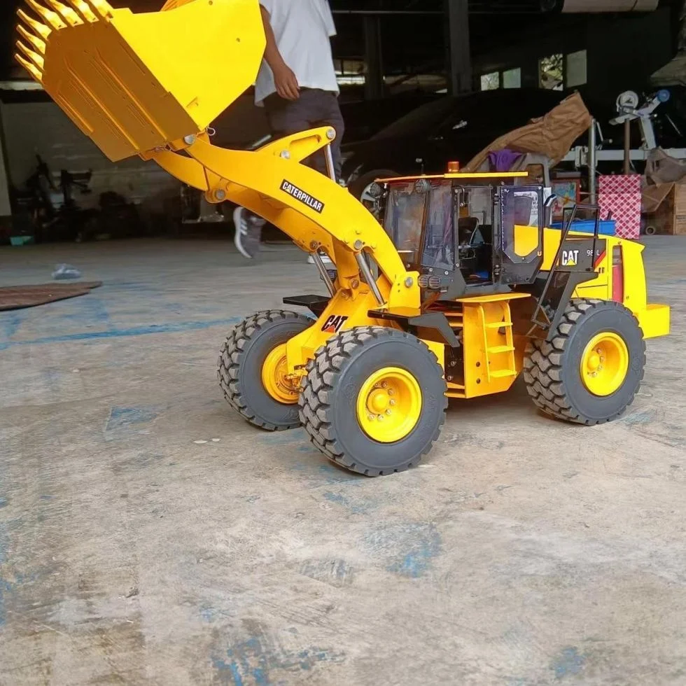 1:14 rc loader model-1/14 rc loader  metal remote control hydraulic loader model 980l