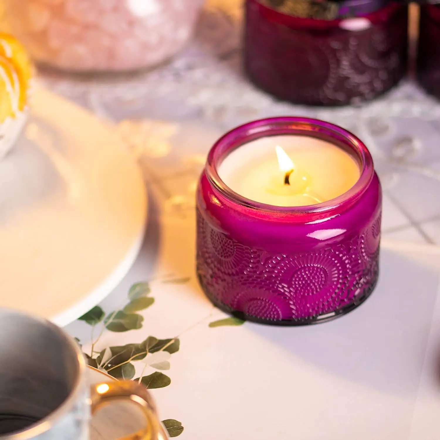 JD-C-1613 Hot 120ml embossed round pattern candle jar Colored scented candle holder embossed glass candle cup with lid purple