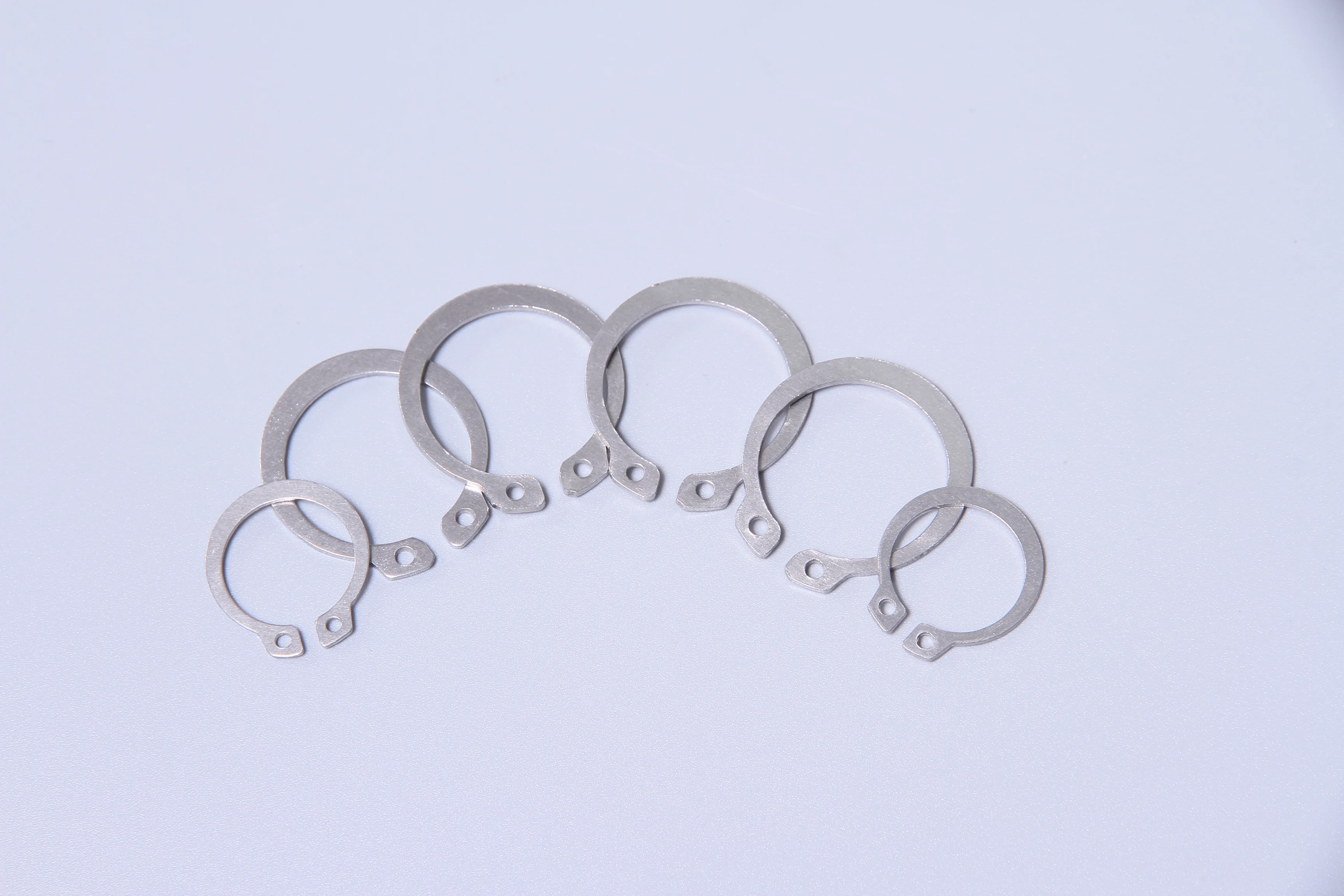 Manufacturer Price Din 472 Stainless Steel Circlip External Retaining Spring Ring Washer Product Category