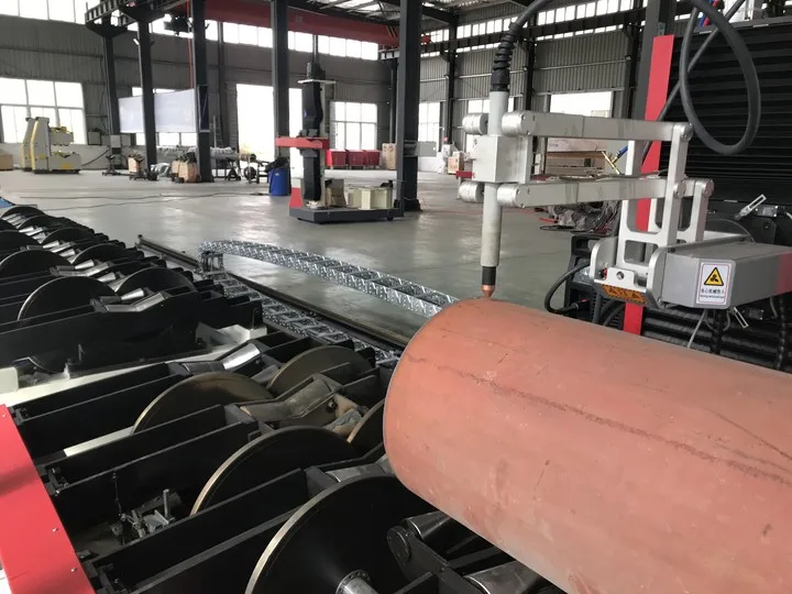 CNC Pipe Profile Saddle Nozzle Flame Cutting Machine