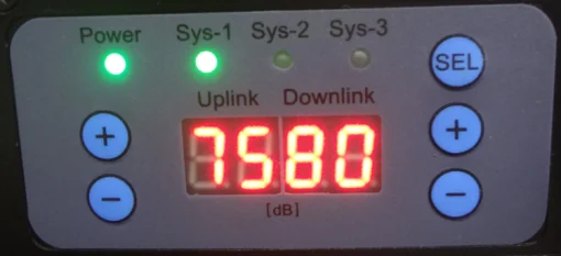 High Quality 23dBm 1800MHz 2100MHz LTE2600 Tri Band Cell Phone Signal Booster Mobile Phone Signal Repeater