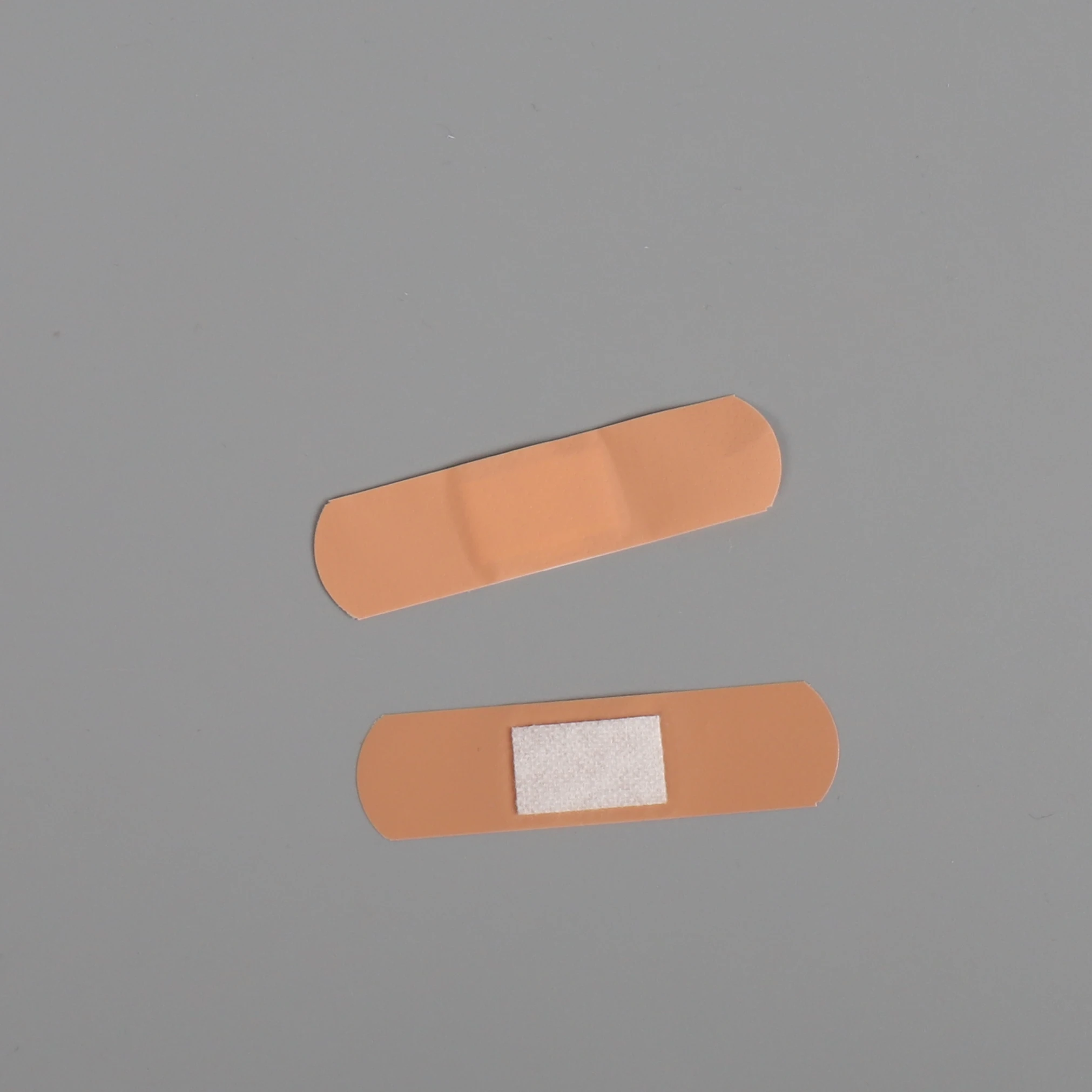 72 X 19mm Skin Color Breathable Waterproof Plastic PE Wound Dressing First Aid Plaster