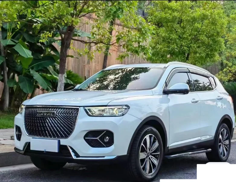 In Stock Haval H6 Third Generation 1.5T Left Hand Driving SUV Famous Gasoline Vehicles 4 Wheel Drive High Speed Haval H6