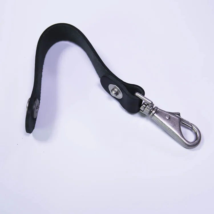 Custom High Quality Luxury Hot Sale Newest Metal Genuine Leather Fashion Key Fob Set