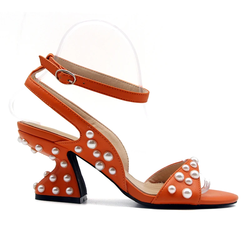 Фабрика Чэнду, ручная работа, лакированная кожа, заостренный носок, женские высокие каблуки для дам