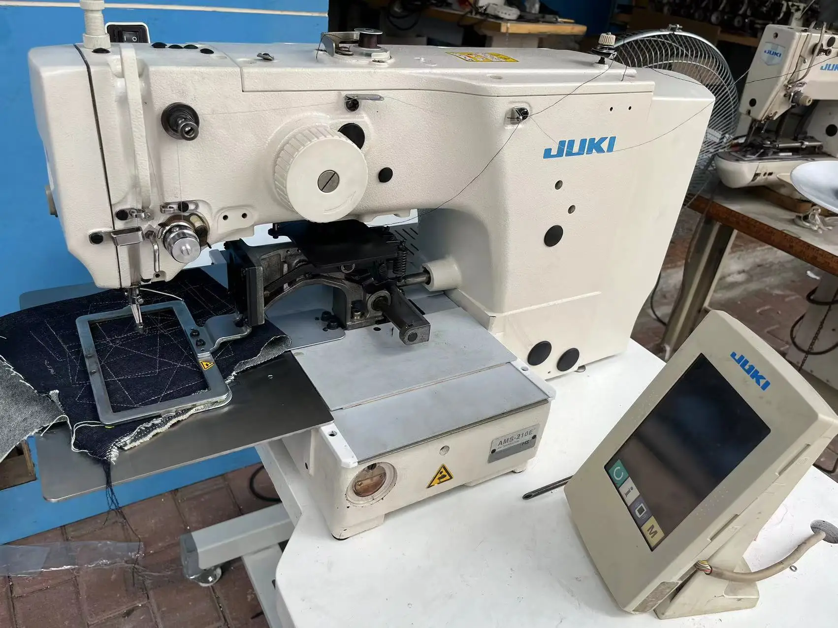 Used secondhand Ready to ship Full automatic Pattern Machine Sewing Machine with cheap price made in Japan