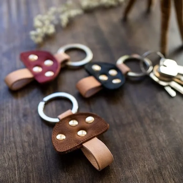 RTS PU Leather Key Chain Cute Custom Mushroom Bag Charm Elegant Style Mushroom Lover Gift for Her