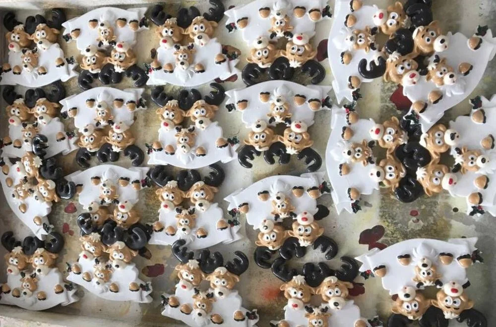 Рождественские украшения в виде семьи оленей