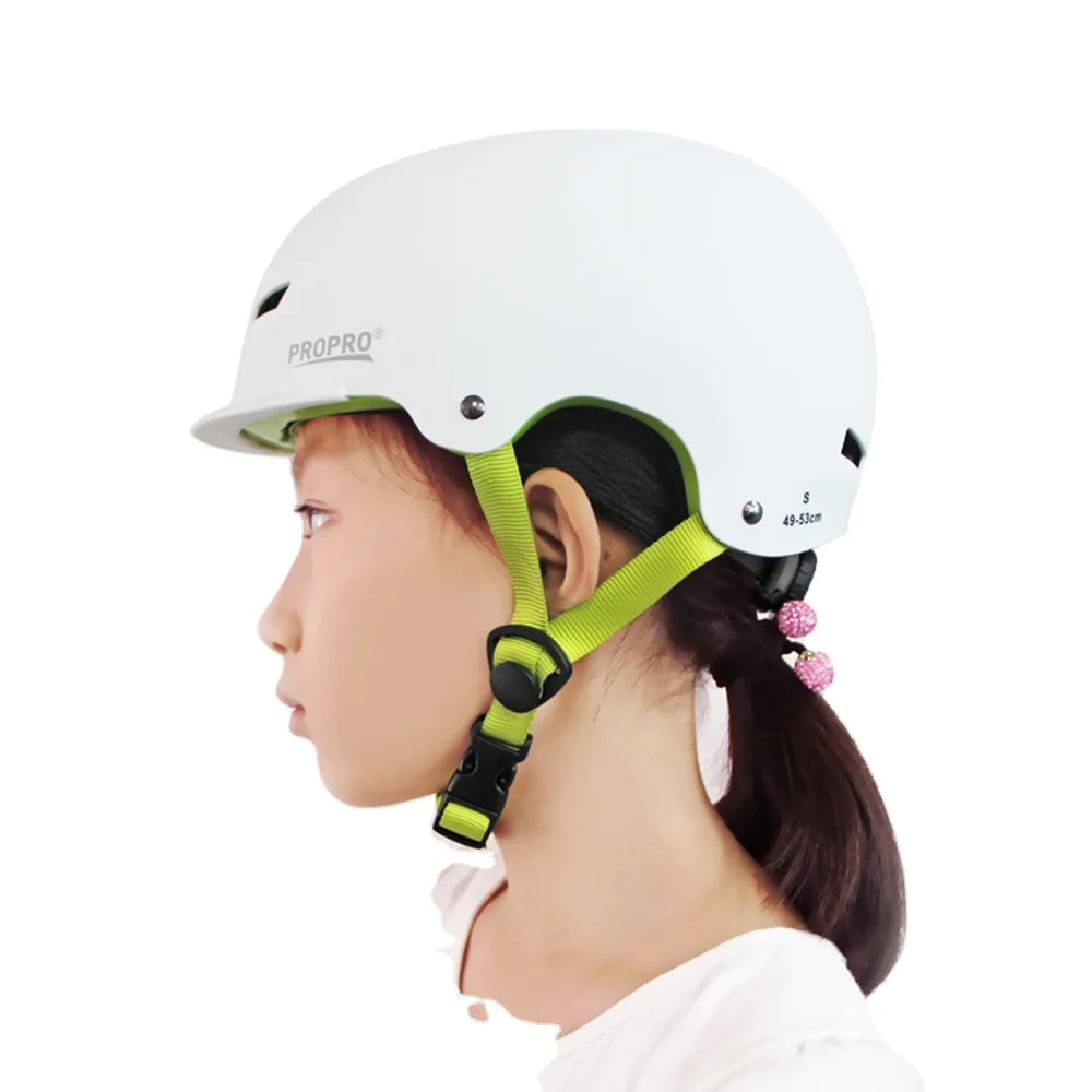 Hot Sale New high quality kids and adults skateboard helmets outdoor safety protective multi-color helmets
