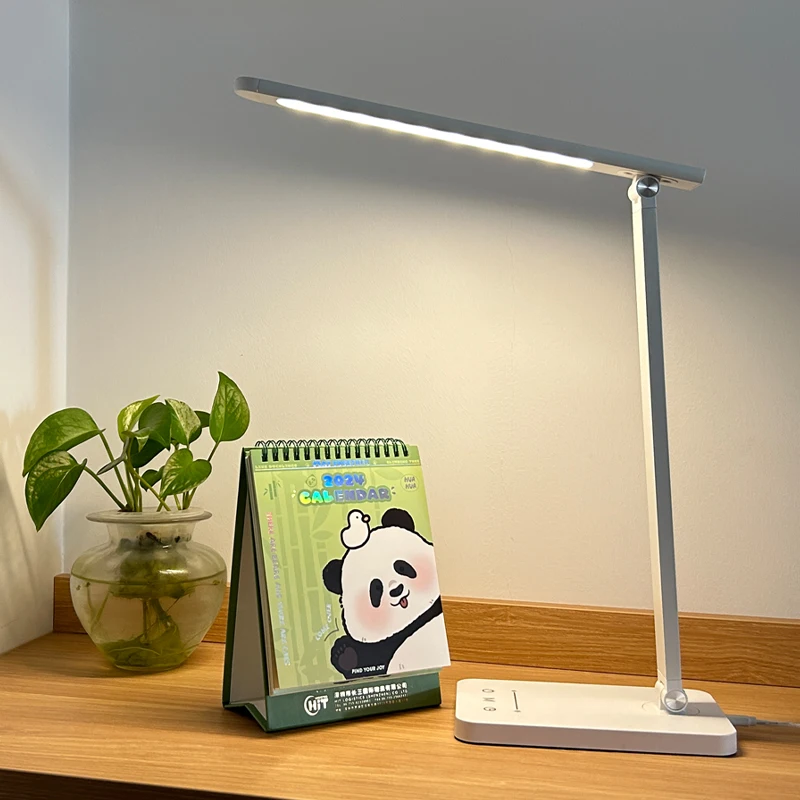 Настольная лампа от производителя, поддержка OEM ODM, металлическая светодиодная электрическая 50 алюминиевая K9 20 DC 5 В, складной USB-порт типа c, USB-кабель, белый
