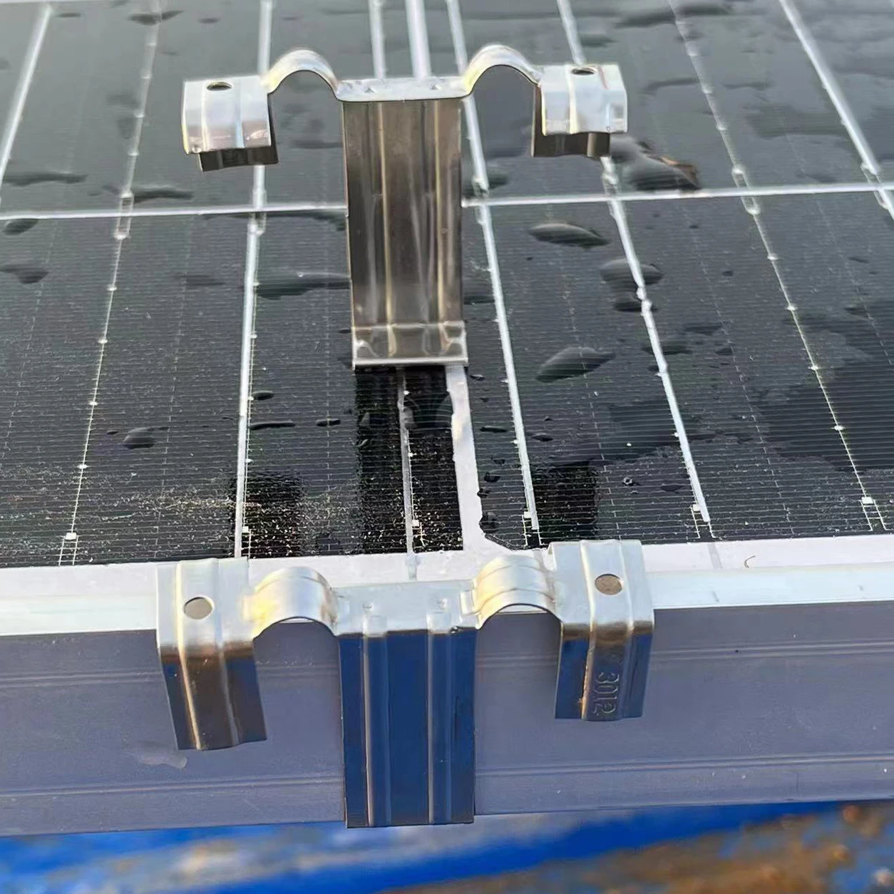 Water Drain Dirty Mud Drainage Clip For Solar Panel AL &ASA  Accessories Clean the Panel