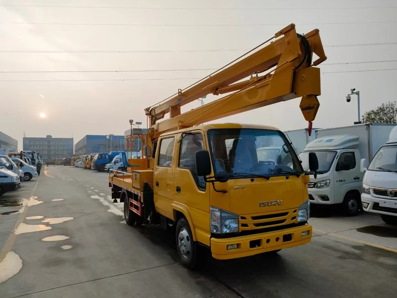 Isuzu 14-meter lifting telescopic boom aerial work truck is suitable for fire rescue power maintenance industrial installation