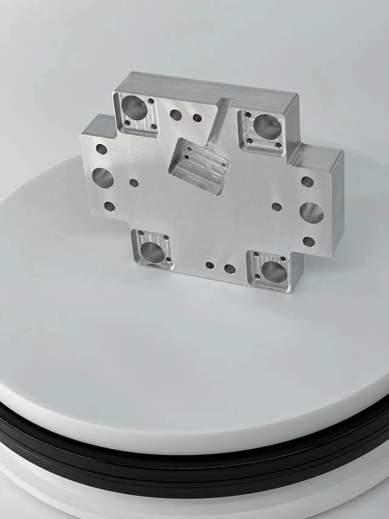China 5 Axis CNC Machining Center High Strength Agricultural Tractor Machines Spare Parts