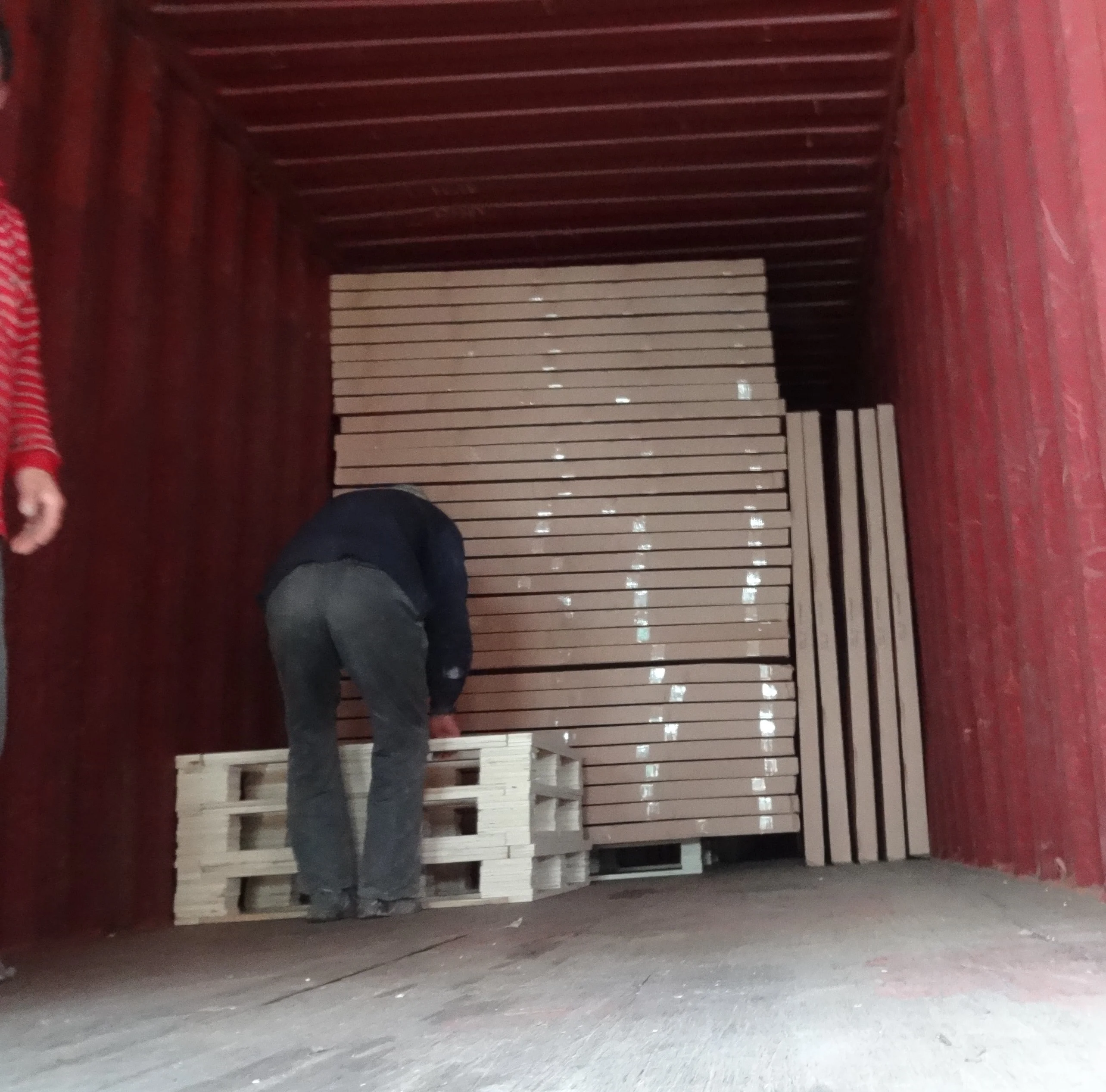 Hot Sale of Plastic Chairs and Table Wholesale Folding Party Wedding Banquet Tables