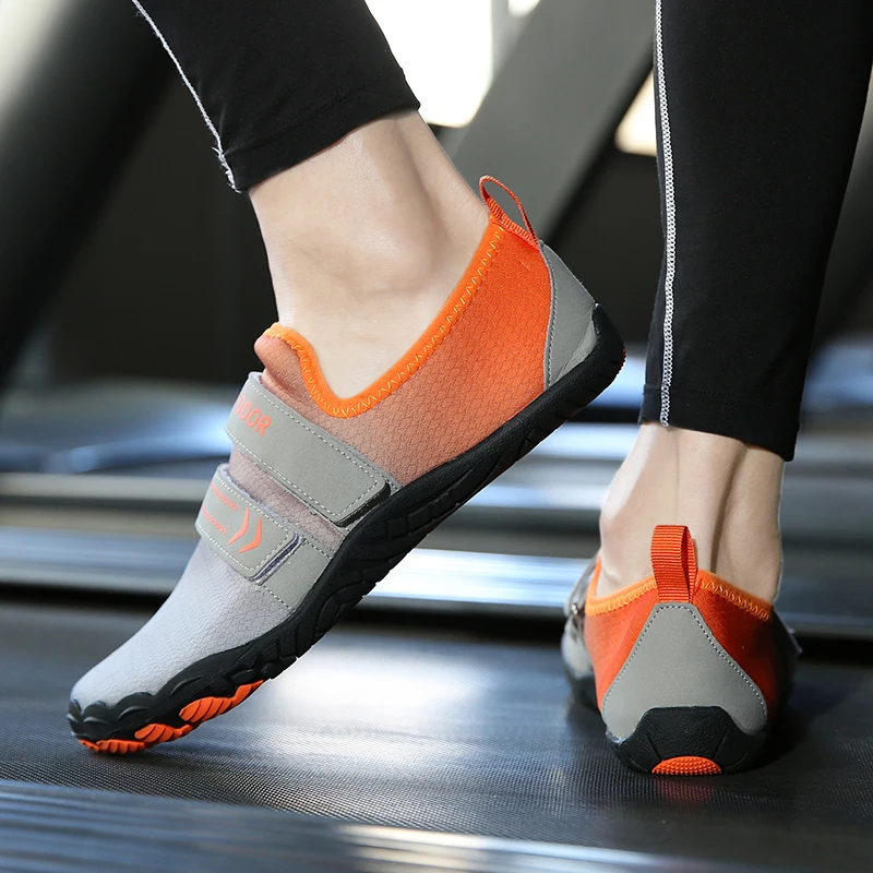Rubber Outsole Anti Slip Barefoot Quick Drying Water Shoes for Men Women Beach Swim Socks 2021 Water Sports Fashion OEM Logo ODM