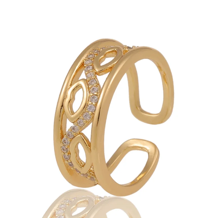 Summer Hot Fashion Trendy Brass Gold Plated Designer Crystal Zircon Ring Lip Hollow Open Ring For Women